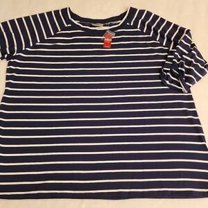 NWT Avenue Women's 3/4 Sleeve Crew Neck Navy and White Striped Top 30/32